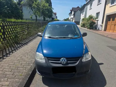 Gebraucht VW Fox 70 PS (51 kW) 2006 Blau Kleinwagen