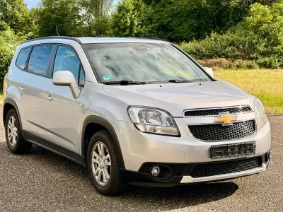 Gebraucht Chevrolet Orlando LTZ 140 PS (102 kW) 2014 Silber Van / Kleinbus