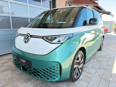 Gebraucht VW ID. Buzz Pro 150 kW (204 PS) 2023 Candyweiß / bay leaf green me Van / Kleinbus