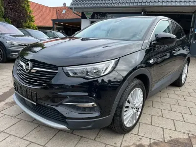 Gebraucht Opel Grandland X Dynamic 131 PS (96 kW) 2018 Schwarz SUV