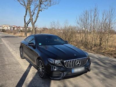 Gebraucht Mercedes E400 333 PS (244 kW) 2018 Schwarz Coupé
