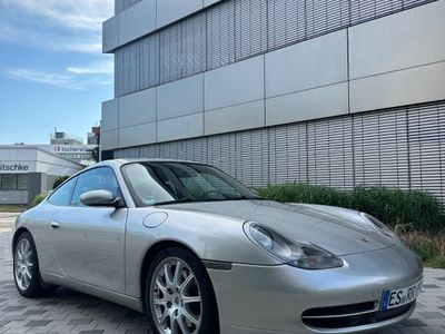 Porsche 911 Carrera