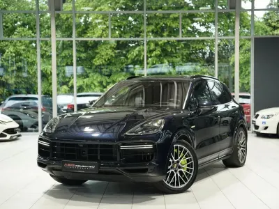 Occasion Porsche Cayenne Turbo S 680 PK (500 kW) 2020 Blauw SUV