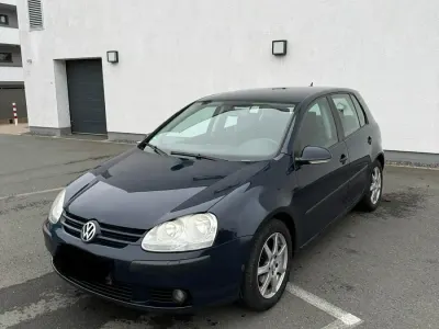 Gebraucht VW Golf V 105 PS (77 kW) 2004 Blau Kleinwagen
