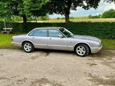 Gebraucht Jaguar XJ Executive 237 PS (174 kW) 2001 Silber Limousine