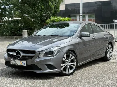 Gebraucht Mercedes CLA200 156 PS (114 kW) 2015 Grau Limousine