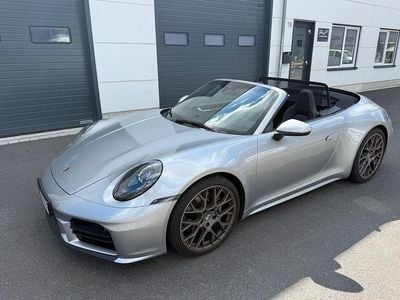Gebraucht Porsche 911 Carrera Cabriolet 394 PS (289 kW) 2025 Silber Cabrio