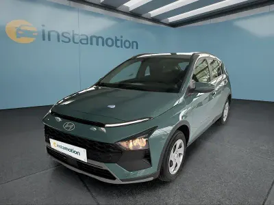 Neu Hyundai Bayon 101 PS (74 kW) 2025 Grün SUV