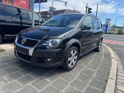 VW Touran Cross