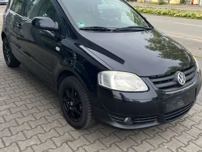 Brugt VW Fox 75 HK (55 kW) 2005 Sort Hatchback
