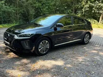 Gebraucht Hyundai Ioniq 141 PS (103 kW) 2020 Schwarz Kleinwagen