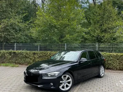 Gebraucht BMW 320 184 PS (135 kW) 2015 Schwarz Kombi