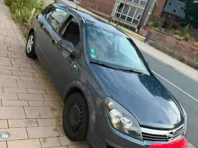 Gebraucht Opel Astra 120 PS (88 kW) 2006 Blau Limousine