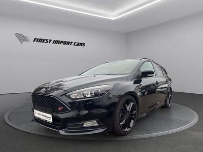 Gebraucht Ford Focus ST 250 PS (183 kW) 2018 Schwarz Limousine