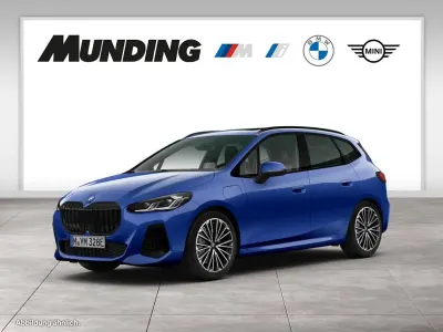 Gebraucht BMW 225 Active Tourer M Sport 245 PS (180 kW) 2025 Blau Van / Kleinbus