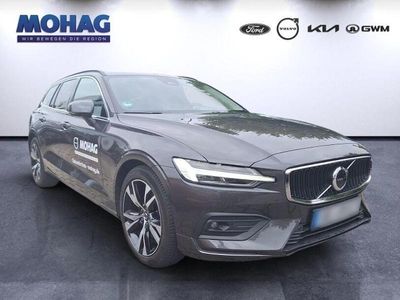 Gebraucht Volvo V60 Core 163 PS (119 kW) 2024 Grau Kombi