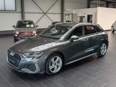 Gebraucht Audi A3 S-Line 150 PS (110 kW) 2022 Grau Limousine