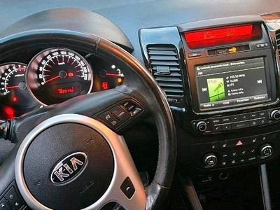 Second-hand Kia Venga 125 CP (91 kW) 2015 Gri Hatchback