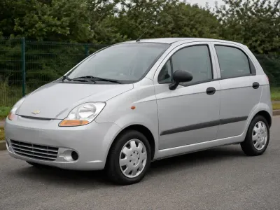 Gebraucht Chevrolet Matiz 66 PS (48 kW) 2009 Silber Kleinwagen