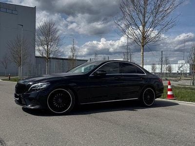 Second-hand Mercedes C220 AMG line 194 CP (142 kW) 2019 Negru Berlinǎ