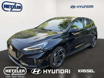 Neu Hyundai i30 N Line 150 PS (110 kW) 2026 Abyss black / mic Limousine