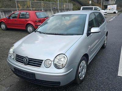 Silber Gebraucht 2005 VW Polo Kleinwagen | 750 €
