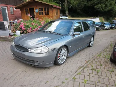 Gebraucht Ford Mondeo ST200 170 PS (125 kW) 1997 Grau Limousine