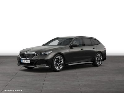 Grau Gebraucht 2025 BMW 520 M Sport Kombi | 58.470 € (Etwas zu teuer)
