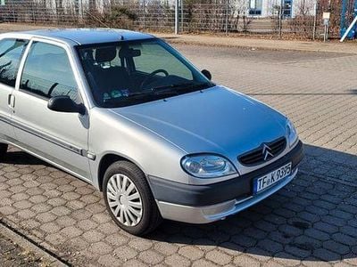 Gebraucht Citroën Saxo 60 PS (44 kW) 2002 Silber Kleinwagen