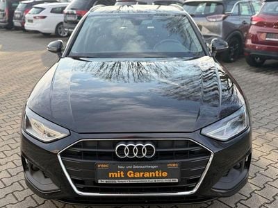 Gebraucht Audi A4 Basis 163 PS (119 kW) 2022 Schwarz Kombi