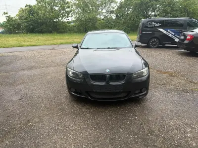 Käytetty BMW 330 M Sport 231 HP (169 kW) 2008 Musta Coupe - kaksiovinen