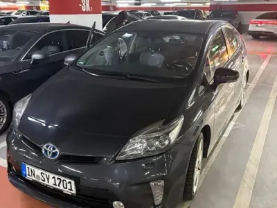 Gebraucht Toyota Prius Comfort 136 PS (100 kW) 2012 Grau Limousine