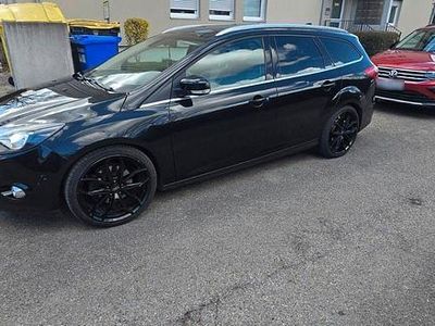 Gebraucht Ford Focus Titanium 140 PS (102 kW) 2012 Schwarz Kombi