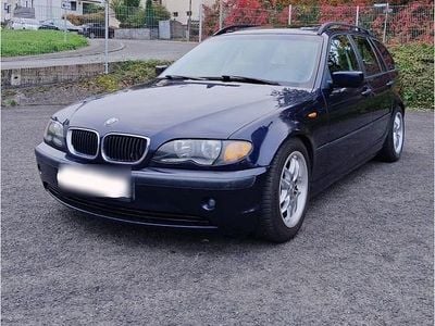 BMW 320