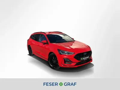 Używany Ford Focus ST-Line X 155 KM (114 kW) 2023 Czerwony Sedan/Limuzyna