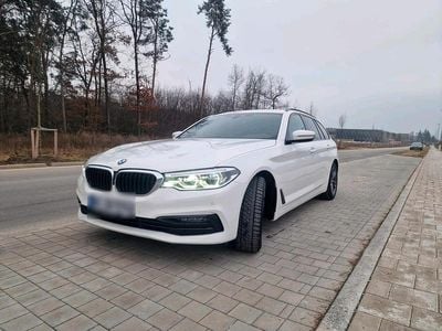 Weiß Gebraucht 2019 BMW 520 M Sport Kombi | 24.500 € (Fairer Preis)