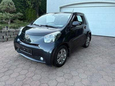 Toyota iQ