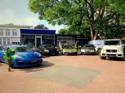 Usata BMW 318 Comfort Edition 143 CV (105 kW) 2009 Nero Berlina