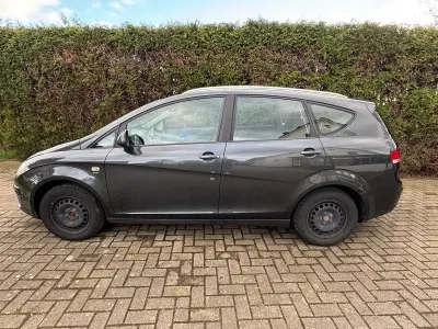 Gebraucht Seat Altea XL Ecomotive 105 PS (77 kW) 2011 Grau Van / Kleinbus