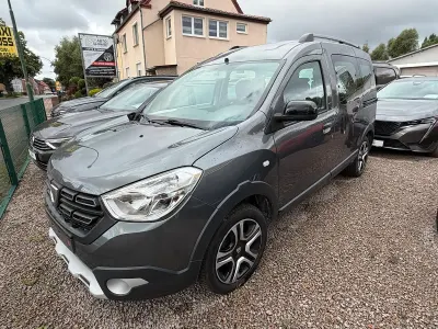 Gebraucht Dacia Dokker Celebration 116 PS (85 kW) 2018 Grau Van / Kleinbus