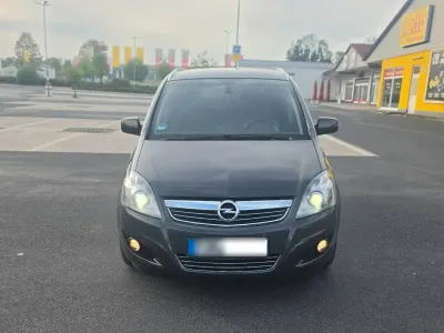 Brugt Opel Zafira Family 140 HK (102 kW) 2014 Grå MPV