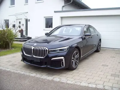 Gebraucht BMW 745 M Sport 394 PS (289 kW) 2022 Carbonschwarzmetallic Limousine