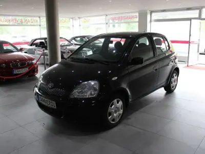 Gebraucht Toyota Yaris Sol 65 PS (47 kW) 2004 Black mica Limousine