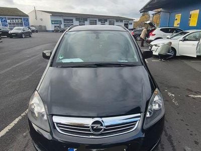 Gebraucht Opel Zafira Family 140 PS (102 kW) 2014 Schwarz Van / Kleinbus