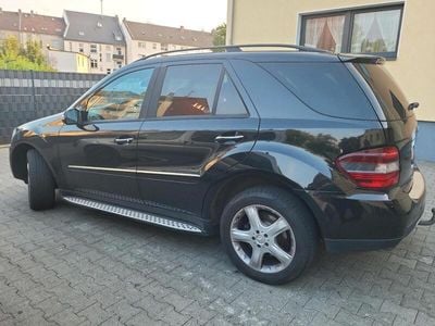 Mercedes ML320