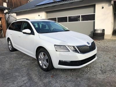 Gebraucht Skoda Octavia Ambition 150 PS (110 kW) 2018 Weiß Kombi