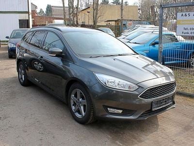 Gebraucht Ford Focus Business Edition 125 PS (91 kW) 2017 Grau Kombi