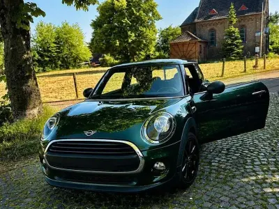 Gebraucht Mini ONE 102 PS (75 kW) 2018 Grün Kleinwagen