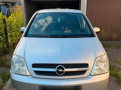 Gebraucht Opel Meriva 101 PS (74 kW) 2003 Silber Van / Kleinbus