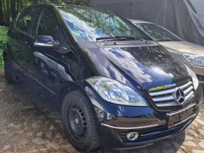Gebraucht Mercedes A170 Avantgarde 116 PS (85 kW) 2008 Schwarz Limousine